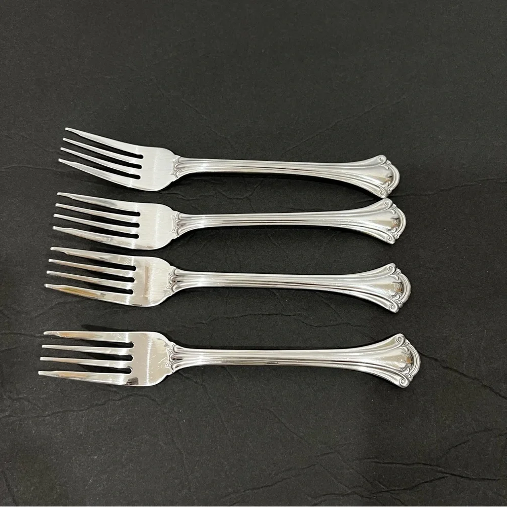 Wallace 4 Pcs. Stainless Steel Dinner Forks Size 7